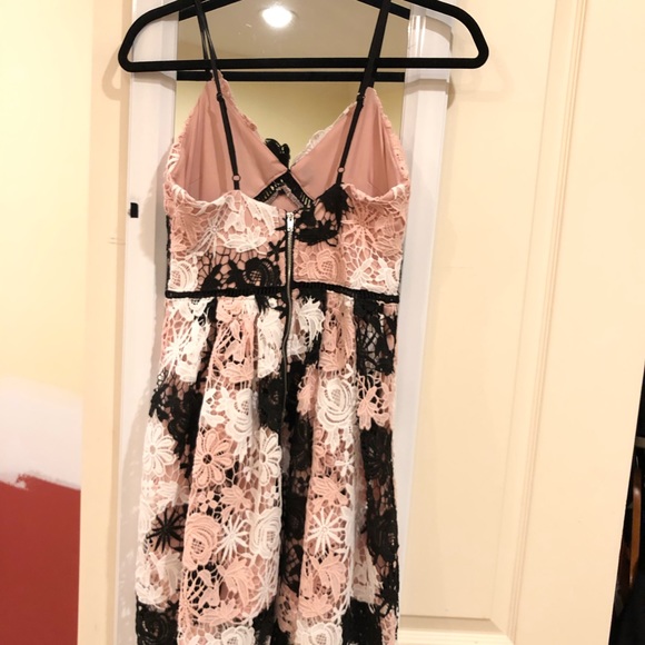 Aqua Brand Pink Lace Dress - Picture 2 of 3